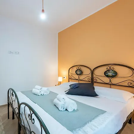 Flat In - Happy Apartment