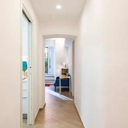 Flat In - Happy Lägenhet